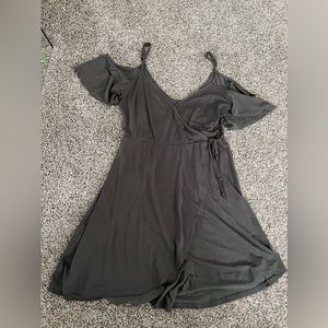 Socialite off-the-shoulder dress